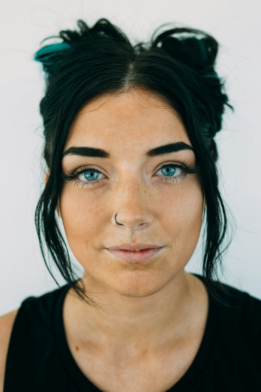 Laura R.